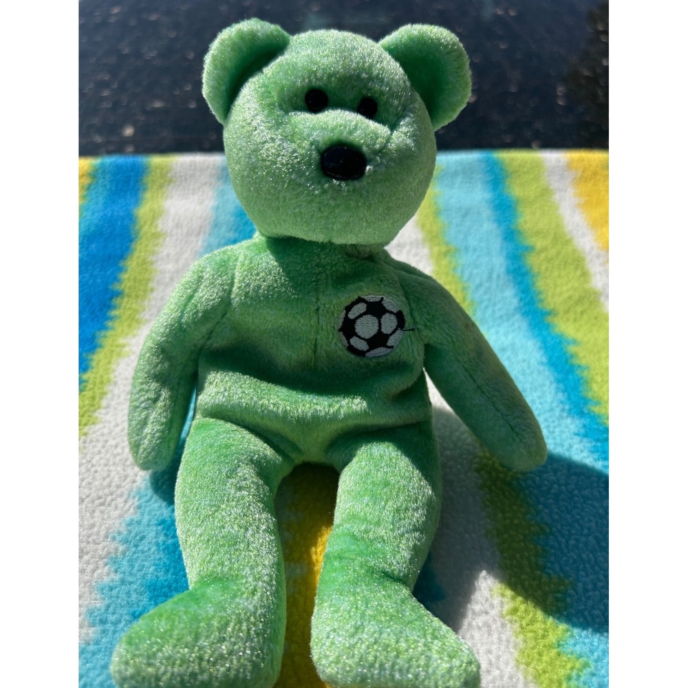 Ty Beanie Baby Kicks Soccer Bear Kids OS Green vintage 1999 Retired Plush